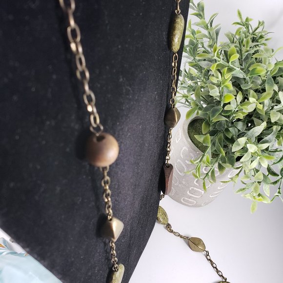 ✨3 for $25💎 OLIVE GREEN-WOOD BEAD NECKLACE - Picture 4 of 9